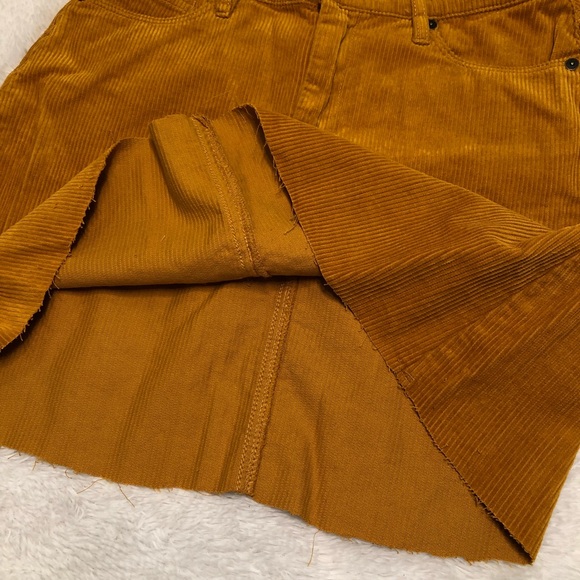BLANK NYC High Rise Corduroy Skirt in marigold - Picture 8 of 8